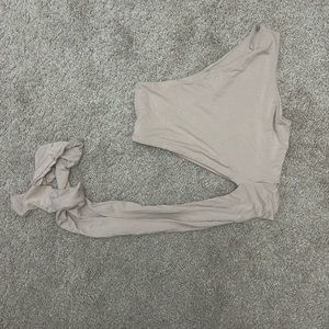 Tan cropped tank with side tie